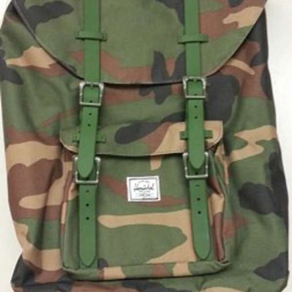 全新 Herschel 迷彩 backpack