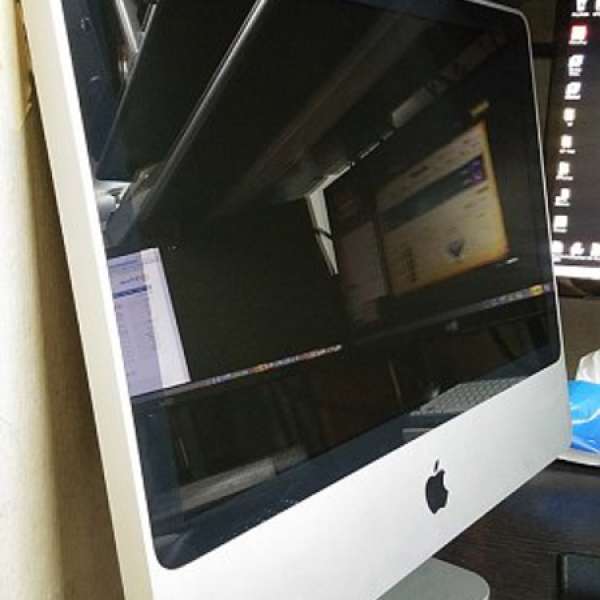 蘋果 Apple iMac 20寸 2008年，外表極靚似新 2.66Ghz, 4GB Ram, 500GB HDD