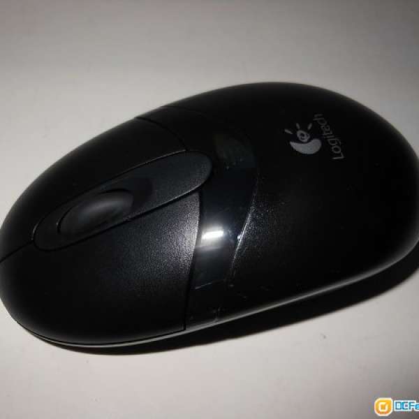100%全新 Logitech Cordless Internet Pro淨Mouse一個! (吾包鍵盤,USB接收?)