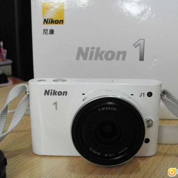 Nikon 1 J1 相機連Kit鏡10mm f2.8.