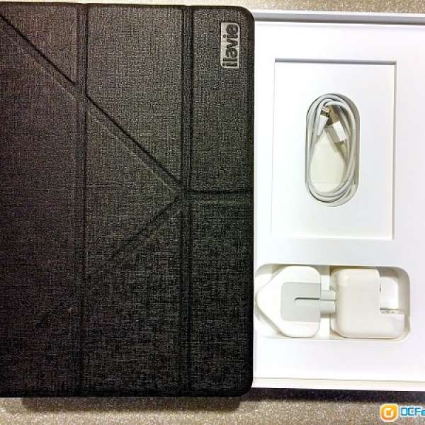 ipad Air 一代 16G wifi 太空灰 + 玻璃貼 + 黑色 ilavie Smart Cover