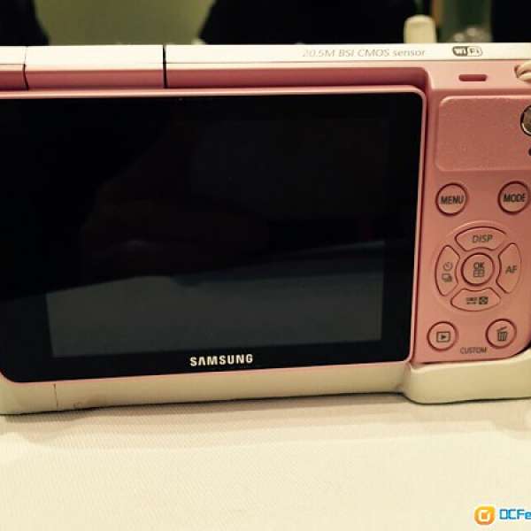 95%新 Samsung nx mini 粉紅色 $1900