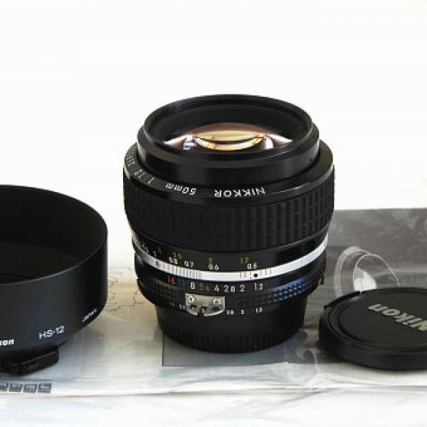 Nikon 50mm f1.2 AI-S HS-12 hood 99% new
