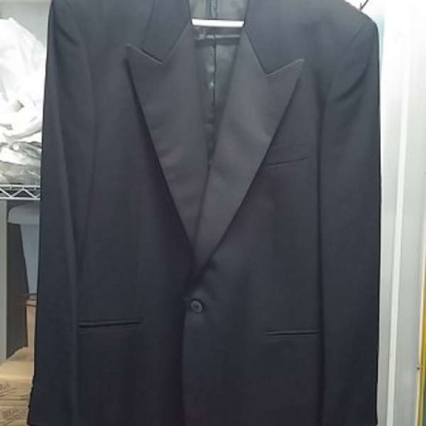 Christian Dior Men’s formal blazer jacket in black colour