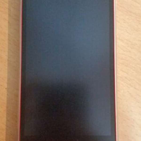 二手無壞：HTC D600，香港行貨，雙卡雙待，紅白色，跟充電器充電線！
