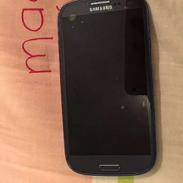 放9成新 Samsung Galaxy S3 行貨藍色 - GT-I9300