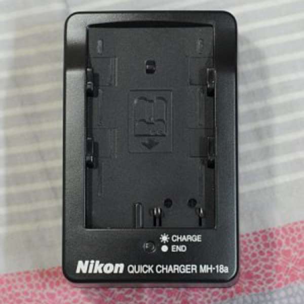 全新Nikon MH-18a 充電器(for Nikon EN-EL3a, EN-EL3, D200, D300, D700)