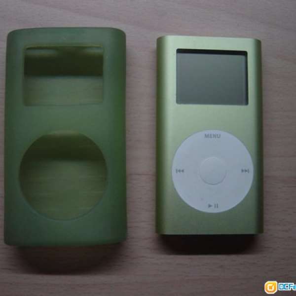 買爛嘢 極新 Apple Ipod 4G mp3 player (清綠色),只售HK$170(不議價,請看貨品描述)