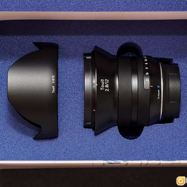 Carl Zeiss Touit 12mm f2.8 T* lens (Fujifilm X-mount)