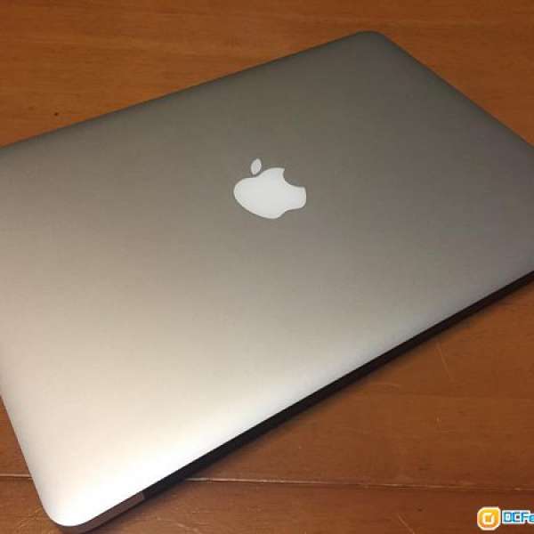 Apple MacBook Air 13-inch 760 (2014) 99%新 保養至 28/8/2015 有盒齊配件