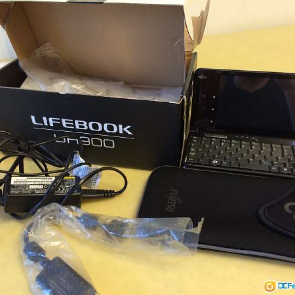 Fujisu LifeBook UH900