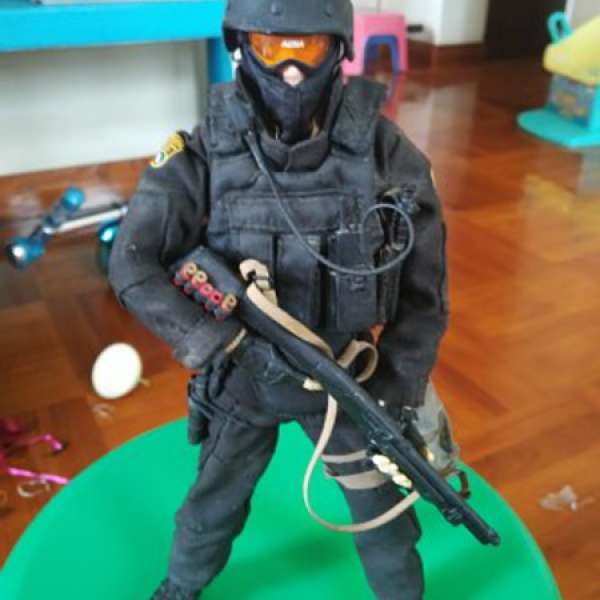 Swat figure