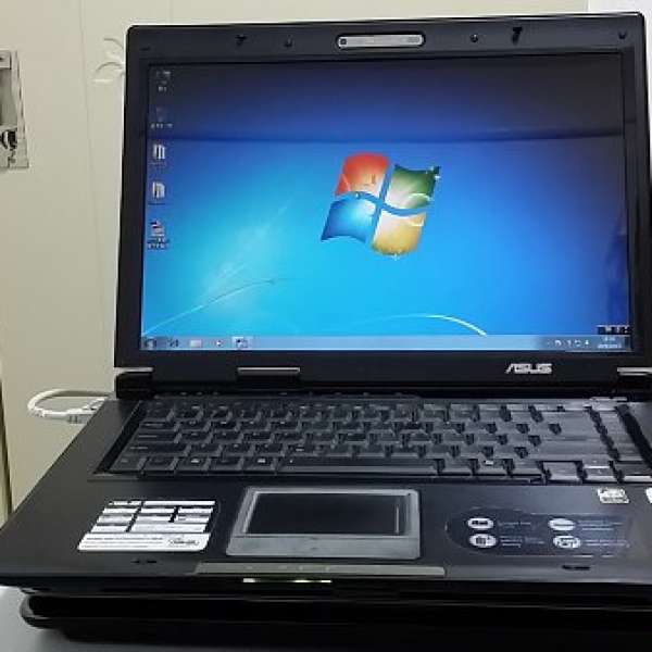ASUS 15.4" 雙核心 notebook / T3200 1.99GHz /DDR2 2G / 120G HD