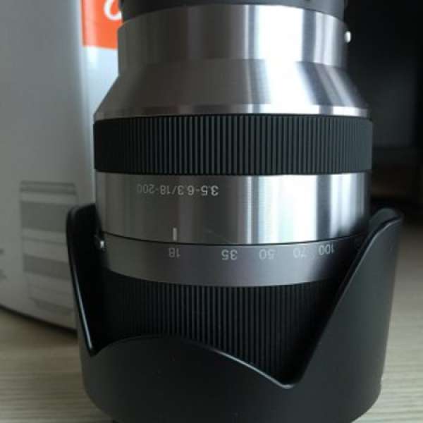 Sony SEL18200 E 18-200mm F3.5-6.3 OSS
