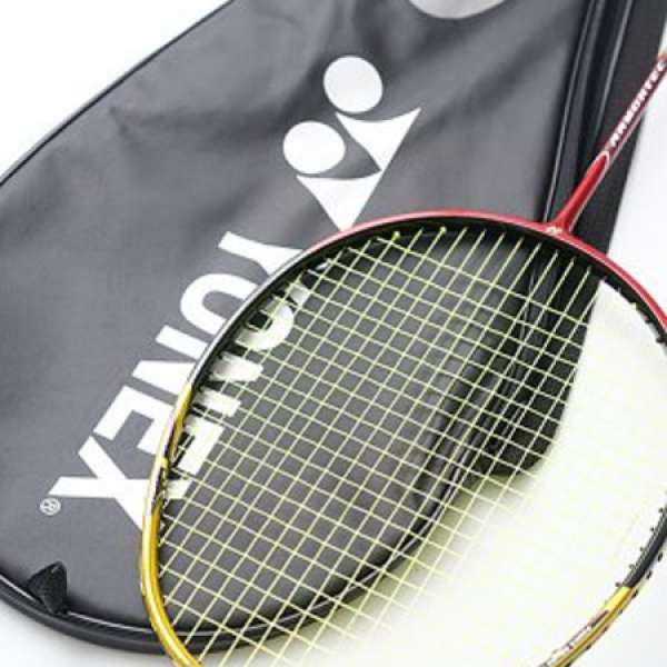 Yonex Armortec 700 premium 2012