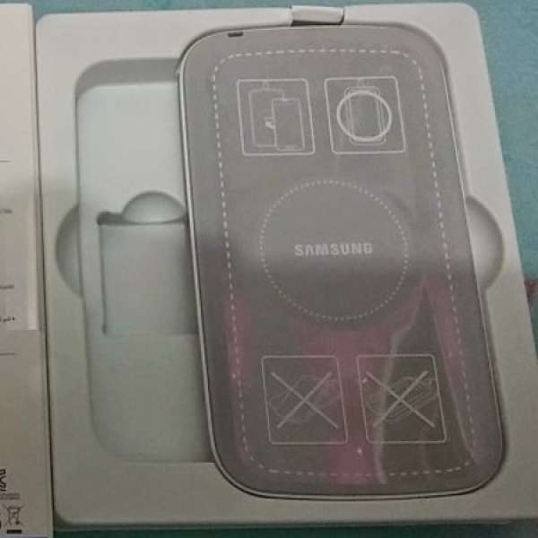 出售9成新samsung S5 無線充電板