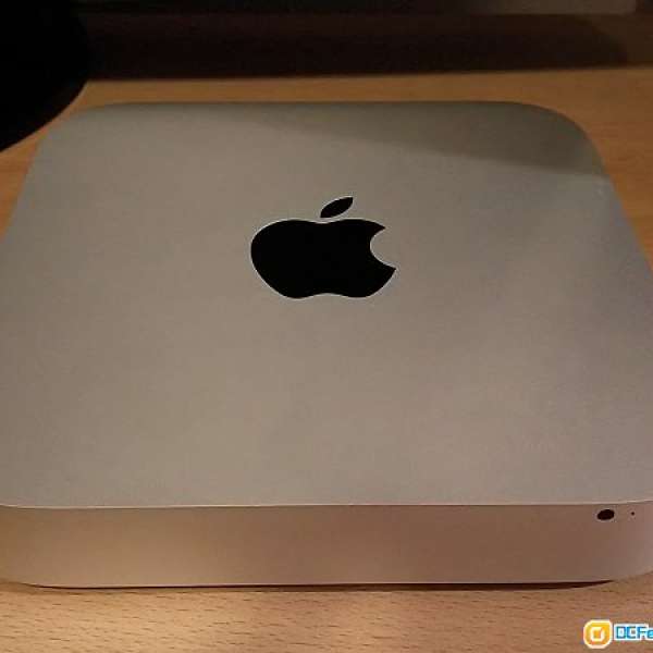 Mac Mini 2014 i5 1.4GHz/4gb ram/500gb hd連Wireless Keyboard+Magic Mouse
