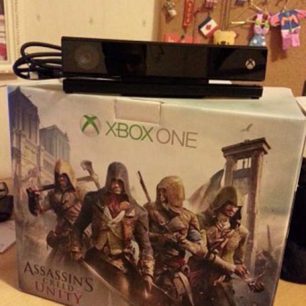 XBox One (Assassin's Creed Unity) 主機連Kinect 套裝 + 金會員 (尚有8個月左右)