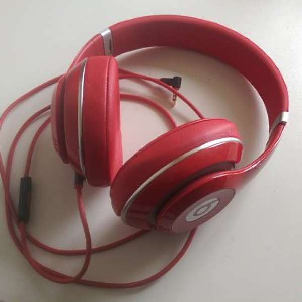 beats studio 2 red,95%新，想換耳機