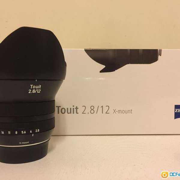 Carl Zeiss Touit 12mm 2.8/12 Fujifilm X-mount lens