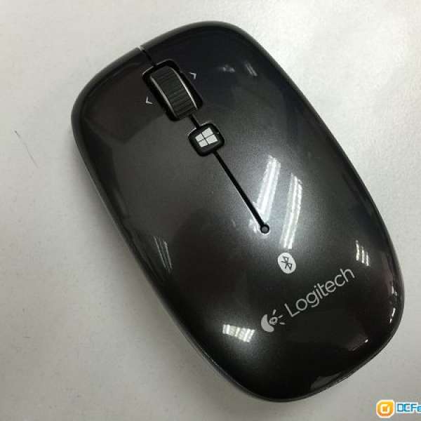 不是全新Logitech M557 Bluetooth Mouse 藍牙滑鼠 (適用於Windows 與 Mac)