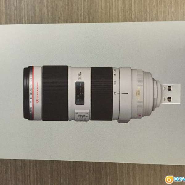 Canon EF 70-200 mm f2.8L IS II USM - 8G USB Flash Drive 手指