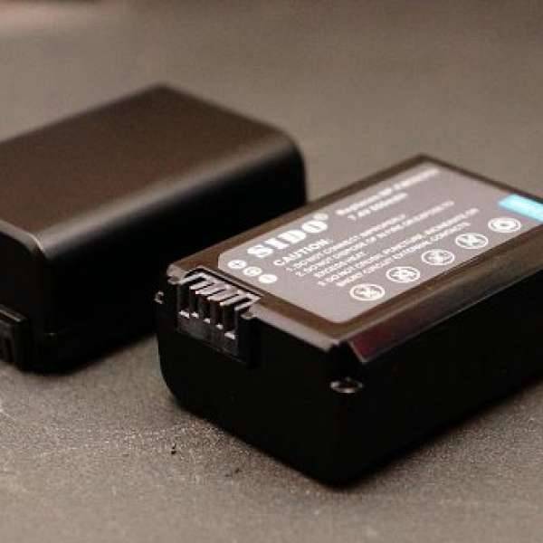 出售 SIDO代用充電池 x 2   for SONY  FW50  - NEX a5100 a6000 a7 用