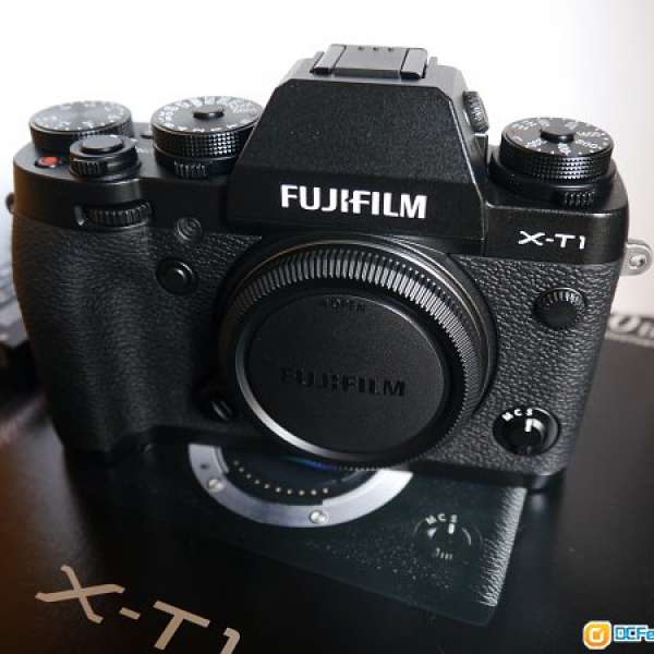 FujiFilm X-T1 Body / XF23mm F1.4R / XC 16-50 / M Mount adapter