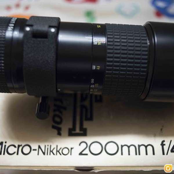 Nikon 200mm F4 Micro