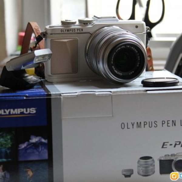 Olympus EPL-7 14-42 IIR Kit White