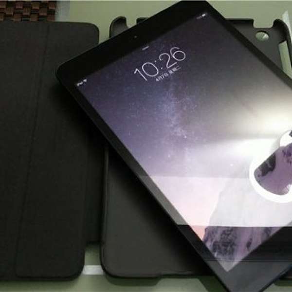iPad mini wifi 16G 黑色 連 BELK Smart Cover
