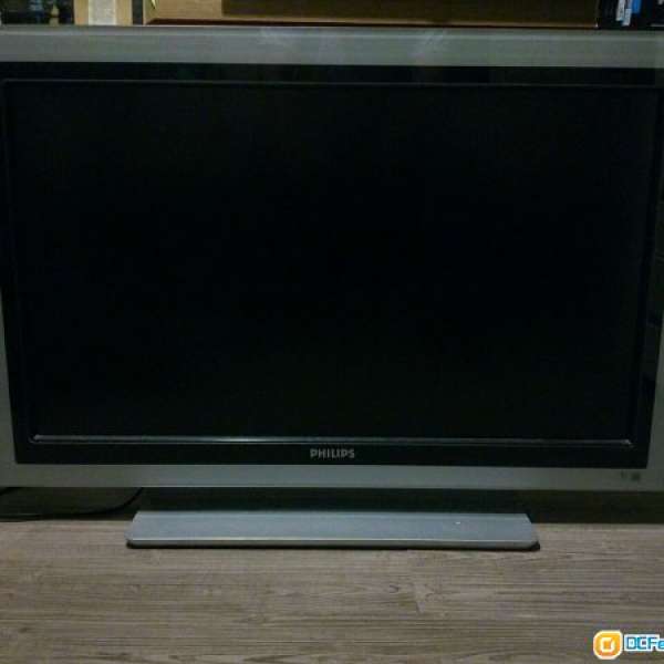 lcd tv philips 32吋連機頂盒