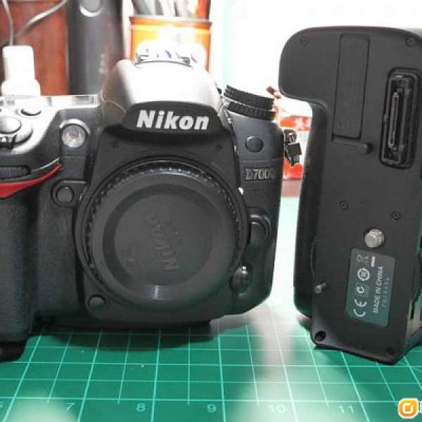 Nikon D7000 連直倒MB-D11