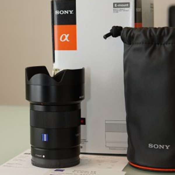 Sony Zeiss SEL 24mm f1.8 ZA for nex