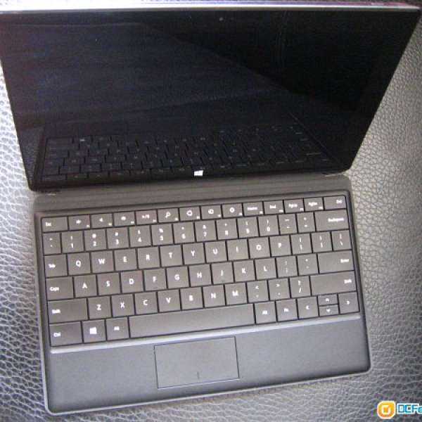 Surface Pro 128GB  i5 4GB / +觸控筆 Type Cover