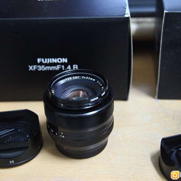 Fujifilm XE1 +18mm F2 + 35mm F1.4