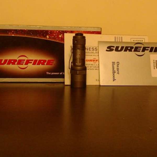 98成新Surefire E1E-HA 電筒