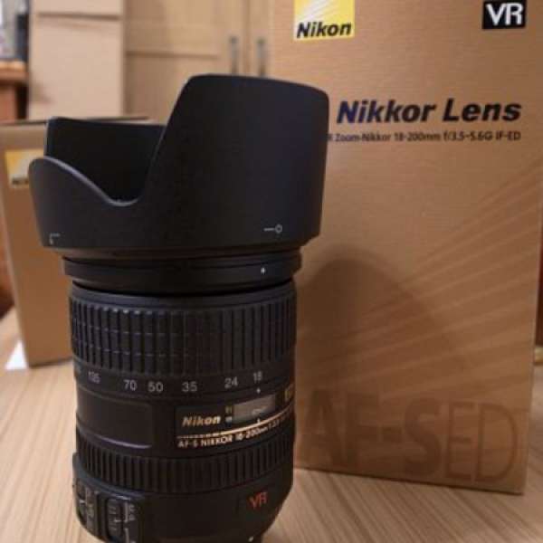 Nikon DX 18 - 200 VR 天涯鏡