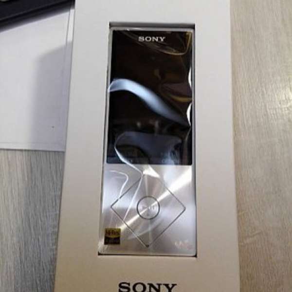 Sony A17 64GB 銀色 MP3
