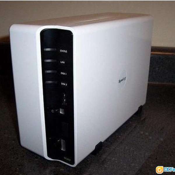 NAS Disk Station - Synology DS207