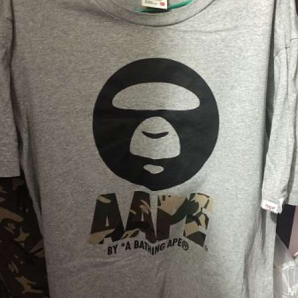 Aape 灰色tee