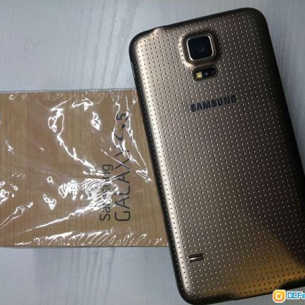 SAMSUNG Galaxy S5 (SM-G900F) 16G 金色手機 (全套齊)