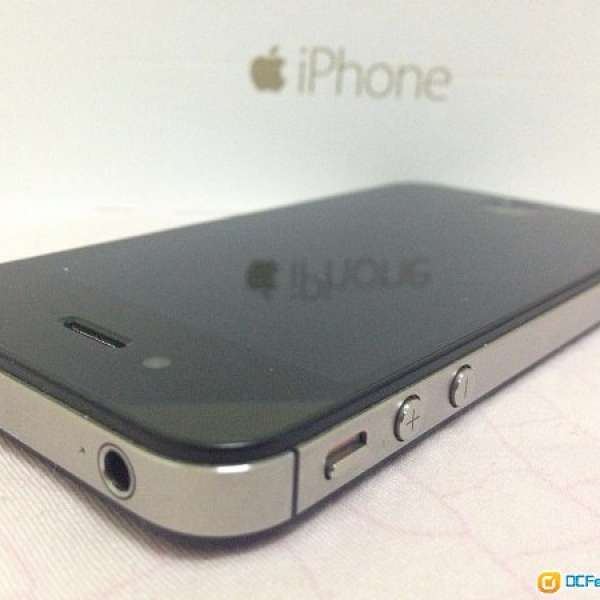 99%超新淨！iPhone 4s 16GB 黑色行貨（新一樣！）