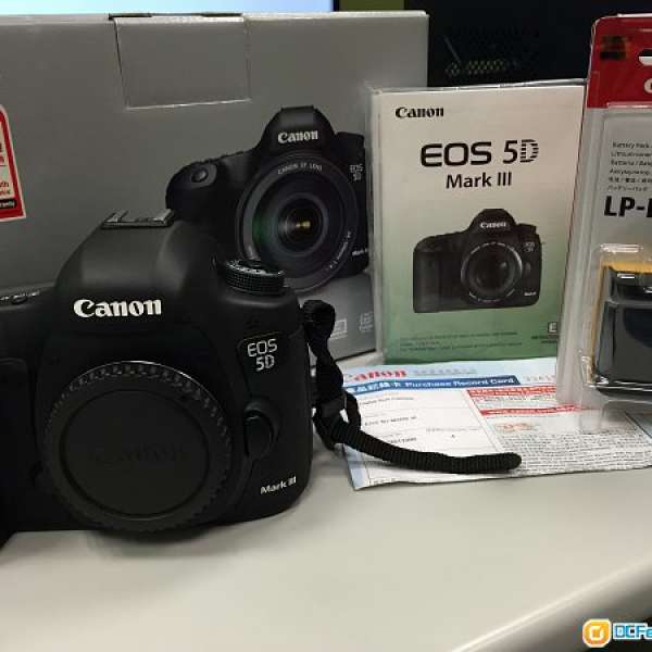 近全新行貨 Canon EOS 5D Mark III + 35mm f1.4L+ 70-200mm F2.8IS II