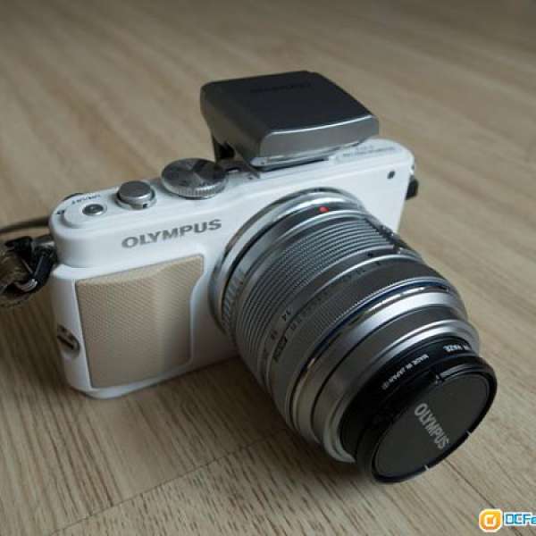 Olympus E-PL5 White Kit