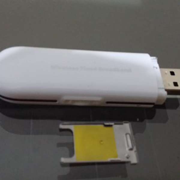 Smartone 3G USB modem 已解鎖可用 曰本bmobile 富士卡 漫遊