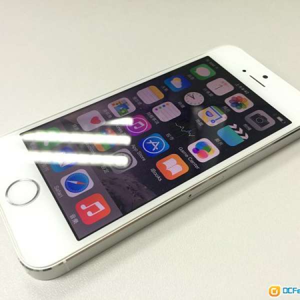 Apple iphone 5s 16GB 白色 行貨 已過保