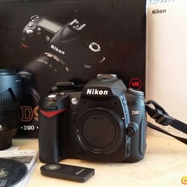Nikon D90 Kit Body + 18-105mm VR, 9成新,全齊,有盒
