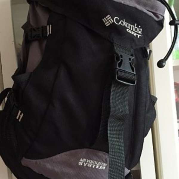 Columbia backpack 背包 背囊