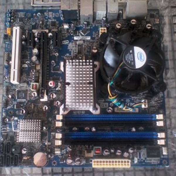 Intel DG45ID G45主板 + Intel C2D Q8200 四核CPU
